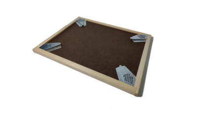 Bee Escape Board - 4 Metal Corners